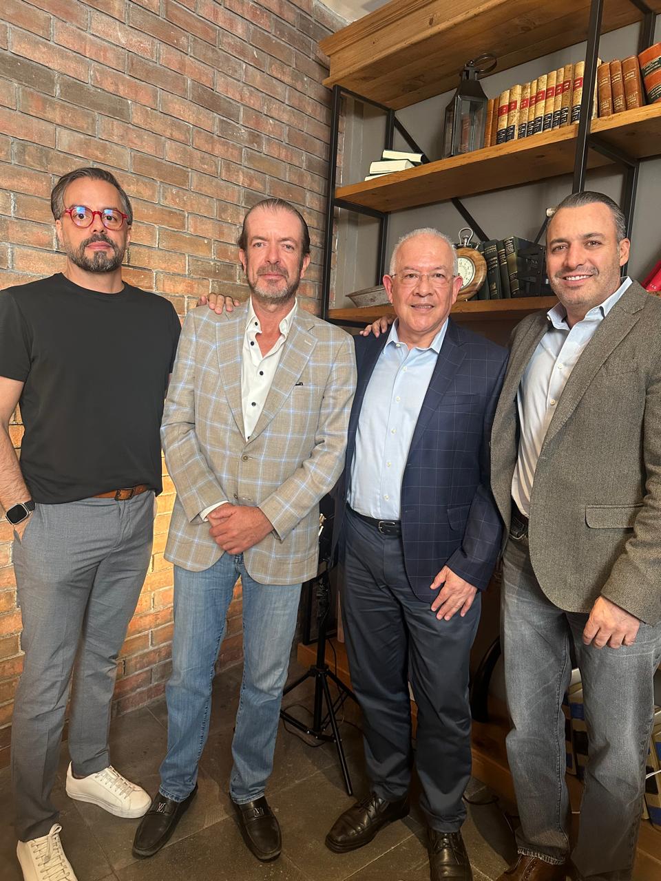 Miguel Farrell, Juan Manuel Ortega, Eduardo Marin y Juan Carlos Arouesty Antes de morir podcast Ep 36